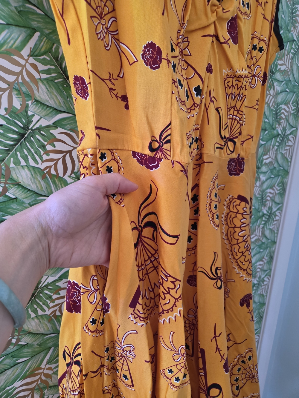 Pinup Couture Mustard Yellow Fan-Print Fit & Flare Midi Dress - Picture 4 of 5